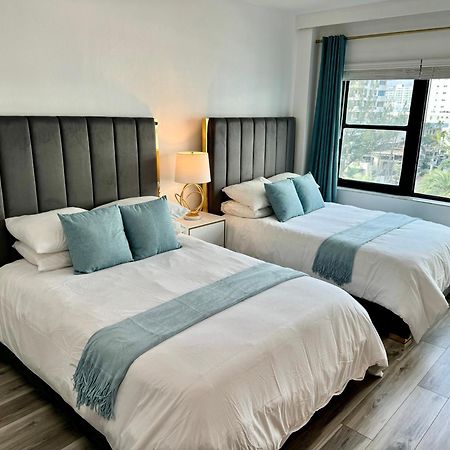 מיאמי ביץ' Directly On The Beach With Pool & Parking מראה חיצוני תמונה