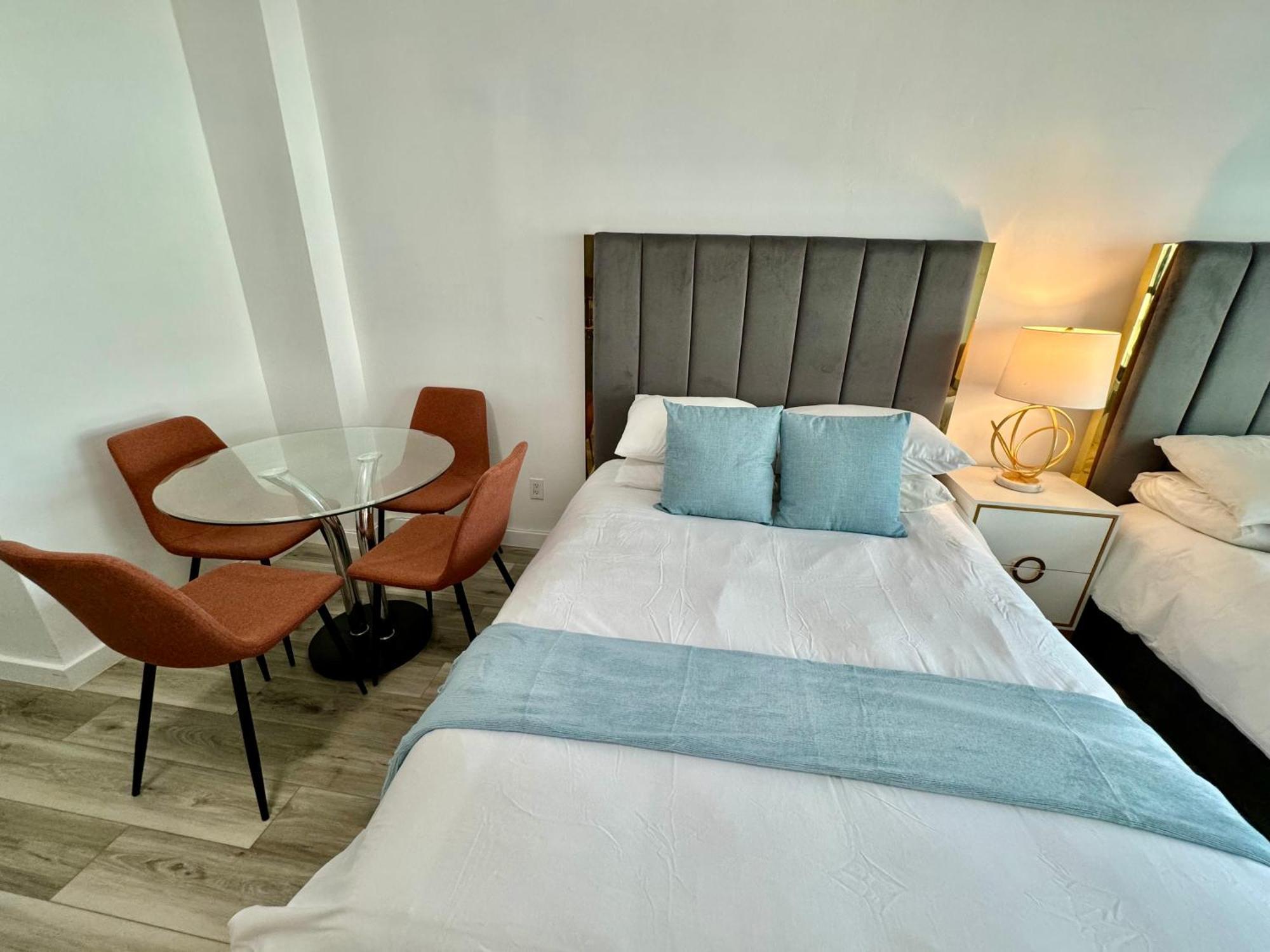 מיאמי ביץ' Directly On The Beach With Pool & Parking מראה חיצוני תמונה
