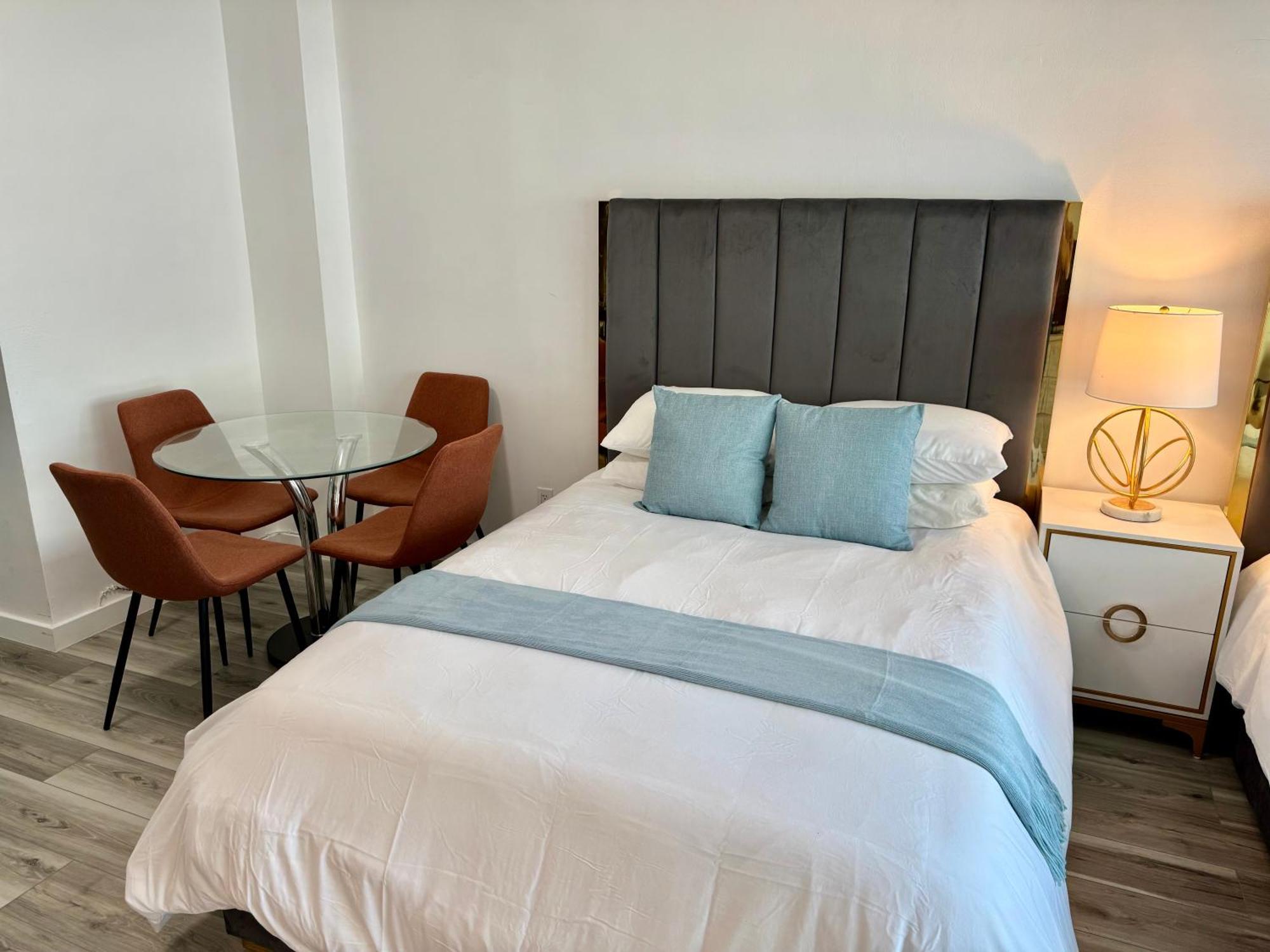 מיאמי ביץ' Directly On The Beach With Pool & Parking מראה חיצוני תמונה