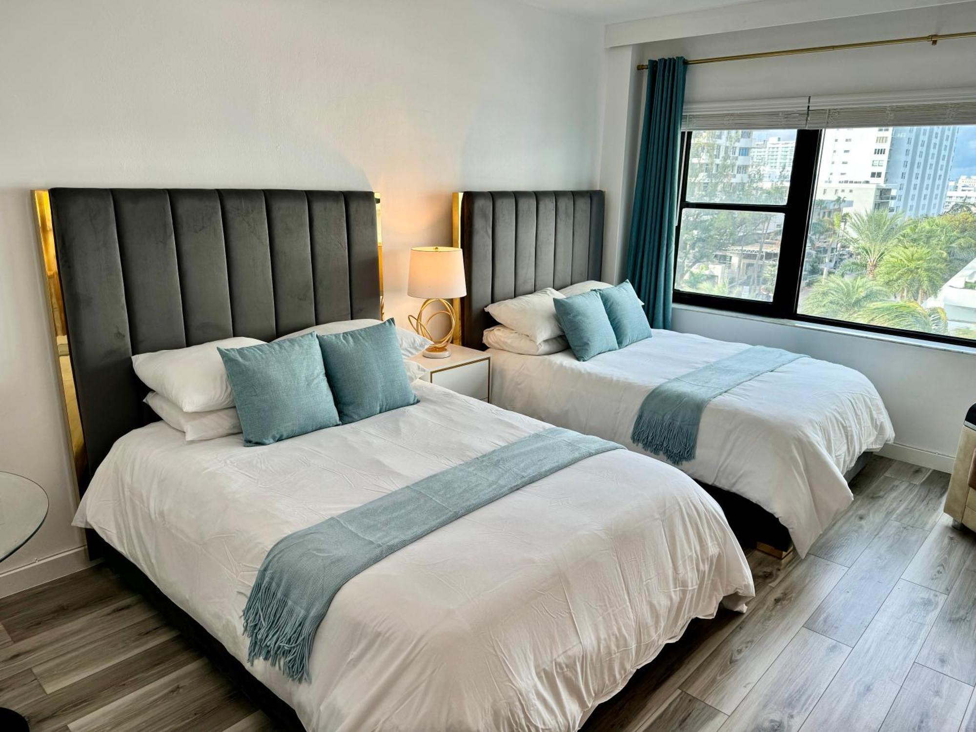 מיאמי ביץ' Directly On The Beach With Pool & Parking מראה חיצוני תמונה
