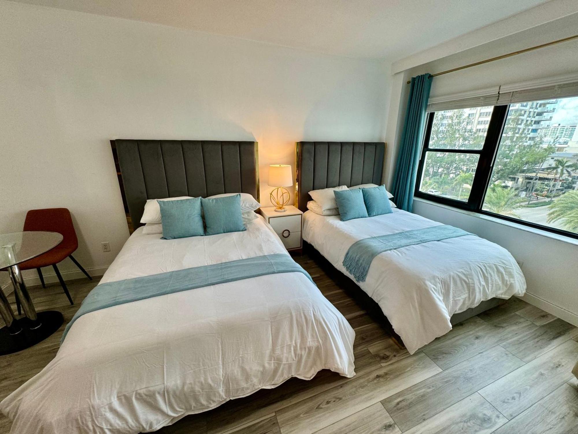 מיאמי ביץ' Directly On The Beach With Pool & Parking מראה חיצוני תמונה