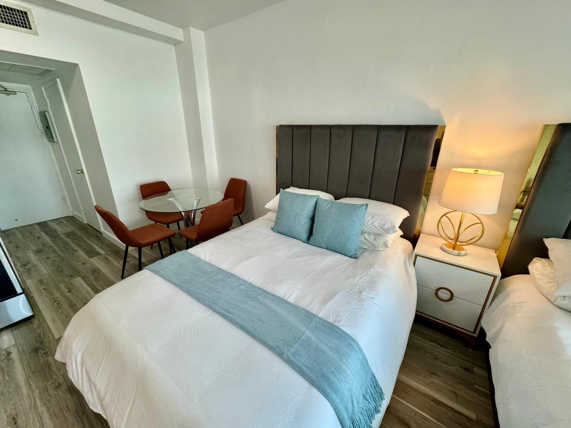 מיאמי ביץ' Directly On The Beach With Pool & Parking מראה חיצוני תמונה